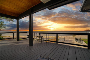 Waterfront Home with Views - Hot Tub & Movie Theatre